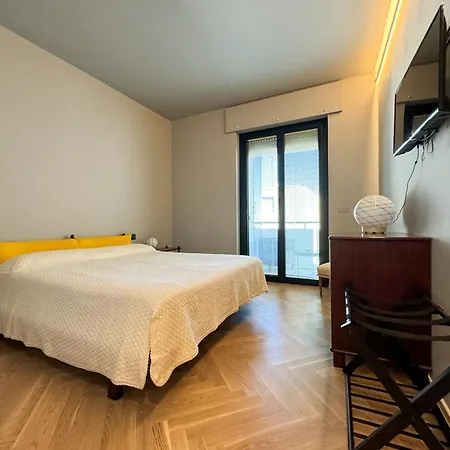 Loft 33 Bed & Breakfast