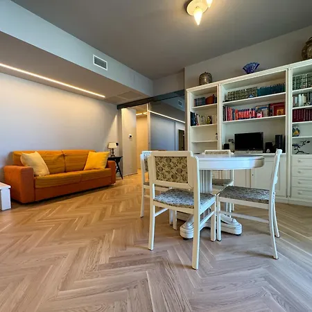 Loft 33 *